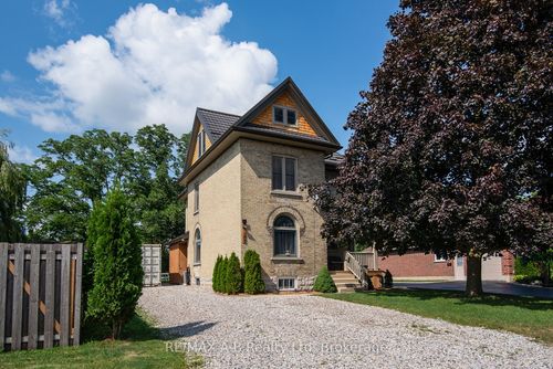209 Elgin St W, Saint Marys, ON, N4X1C8 | Card Image