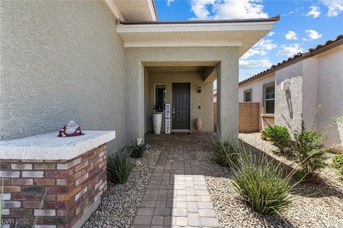 417 Honeybrush Ave, Henderson, NV, 89011-5376 | Card Image