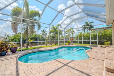 2138 Barbados Avenue, House other with 3 bedrooms, 2 bathrooms and null parking in Fort Myers FL | Image 3