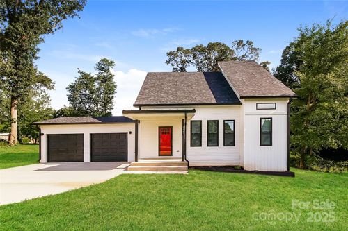 131 Clearview Rd, Statesville, NC, 28625-8994 | Card Image