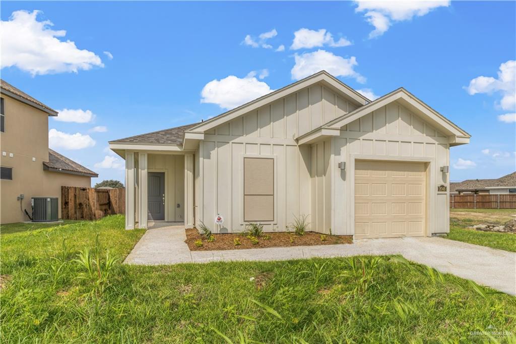 Retama St, San Juan, TX 78589