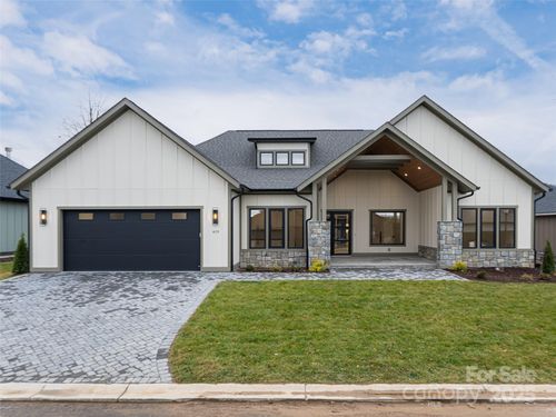 83-419 Big Hill Dr, Arden, NC, 28704-1569 | Card Image