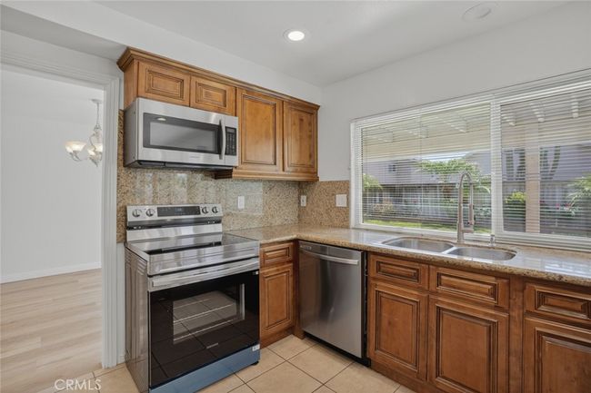 14652 Devonshire Ave, House other with 3 bedrooms, 3 bathrooms and 4 parking in Tustin CA | Image 13