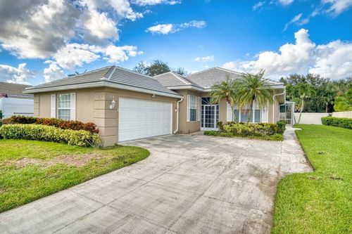 324 Nw Bentley Cir, Port St. Lucie, FL, 34986-2405 | Card Image