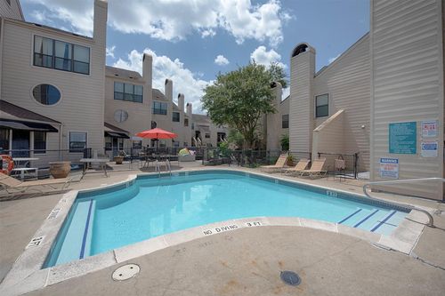 apt-113a-1140 Marina Bay Dr, Clear Lake Shores, TX, 77565-2477 | Card Image
