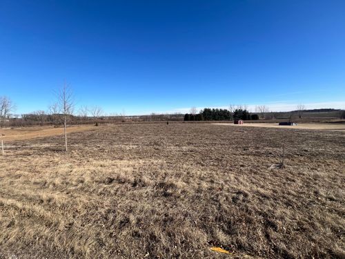 228 Eastview Dr, Sharon, WI, 53585 | Card Image
