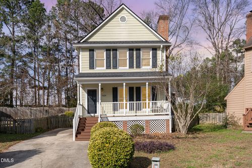 7329 Bassett Hall Ct, Raleigh, NC, 27616-5632 | Card Image