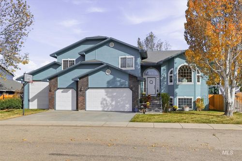 2676 S Velvet Falls Way, Meridian, ID, 83642-4602 | Card Image