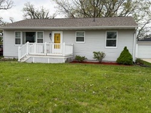 3883 Council St, Cedar Rapids, IA, 52402-2907 | Card Image