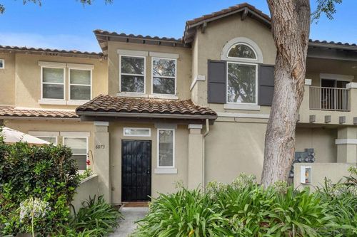 6073 Citracado, Carlsbad, CA, 92009 | Card Image