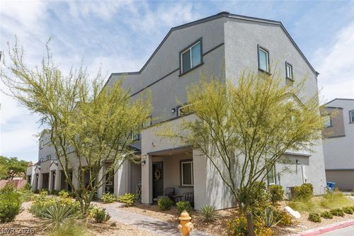 3629 Pinot Ct, Las Vegas, NV, 89129-7158 | Card Image