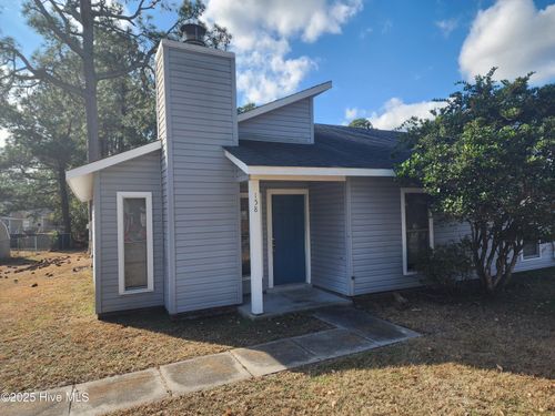 158 Village Dr, Jacksonville, NC, 28546-7238 | Card Image