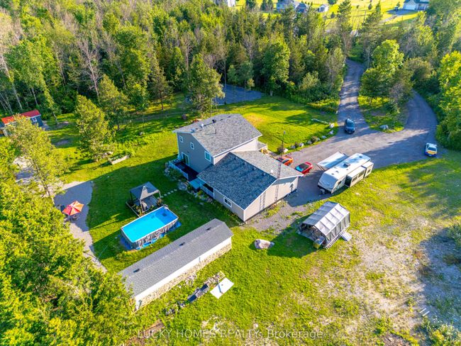 2916 Shannonville Rd, House other with 3 bedrooms, 3 bathrooms and 12 parking in Plainfield ON | Image 12