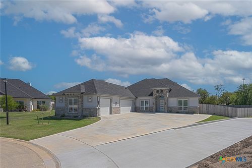 116 Vista De Luna Ln, Belton, TX, 76513-7677 | Card Image