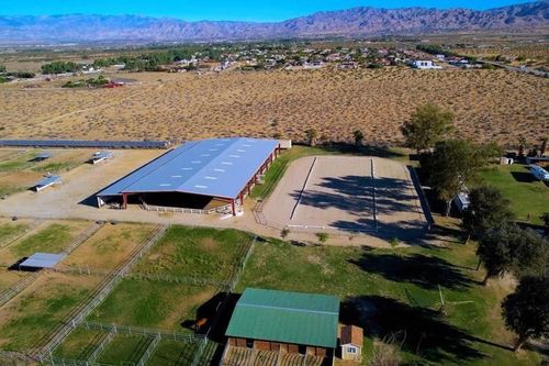 20555 Mountain View Rd, Desert Hot Springs, CA, 92241-7510 | Card Image