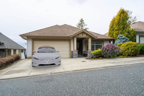 3548 Bassano Terrace, House other with 6 bedrooms, 4 bathrooms and 5 parking in Abbotsford BC | Card Image