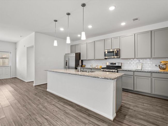 8117 Ocean Jasper Ln, House other with 4 bedrooms, 2 bathrooms and 2 parking in Texas City TX | Image 16