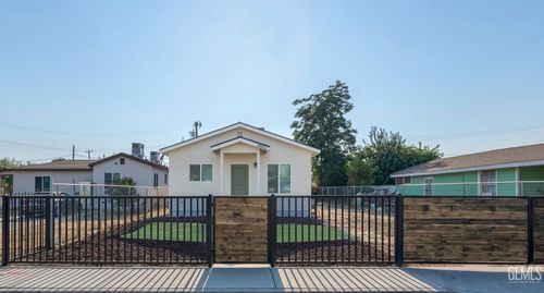 10004 Elmco Ave, Lamont, CA, 93241-1508 | Card Image
