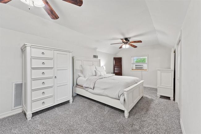 Bright and private upstairs suite with abundant natural light—ideal for guests, a mother-in-law retreat, or an extended stay setup. | Image 18