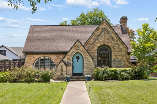 5542 Mccommas Boulevard, Dallas, TX, 75206 | Card Image