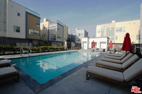 apt-806-2753 Waverly Dr, Los Angeles, CA, 90039-2787 | Card Image