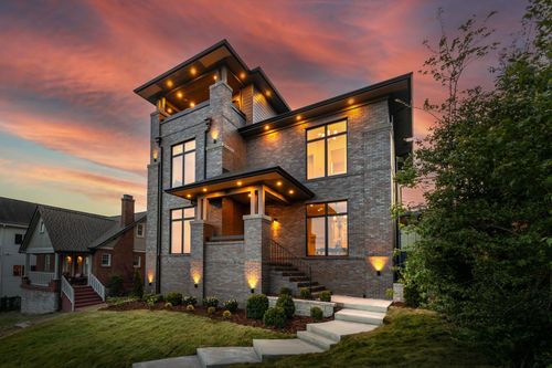 2113 Eastwood Ave, Nashville, TN, 37212-4609 | Card Image