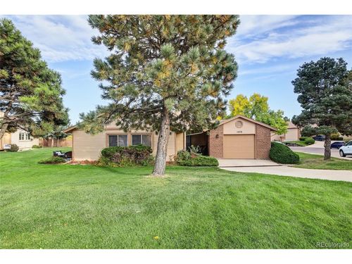 1470 Vondelpark Dr, Colorado Springs, CO, 80907-4075 | Card Image