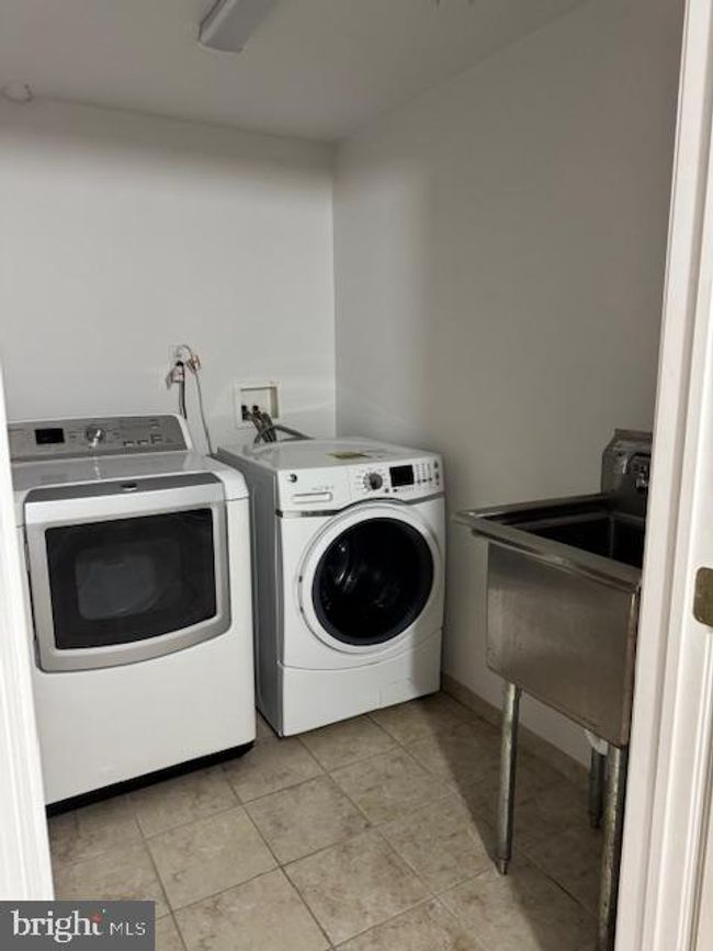 1129 Green St, Townhouse with 5 bedrooms, 5 bathrooms and null parking in PHILADELPHIA PA | Image 18