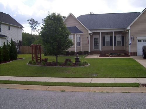 1107 Thistle Gold Dr, Hope Mills, NC, 28348-9096 | Card Image
