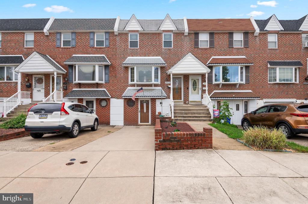 Biscayne Pl, Philadelphia, PA 19154