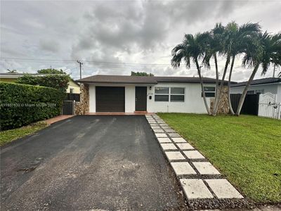 6725 Sw 39th Ter, House other with 3 bedrooms, 2 bathrooms and null parking in Miami FL | Image 1