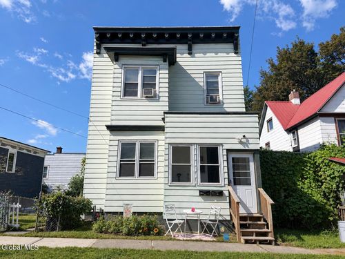 1809 4th St, Rensselaer, NY, 12144-1544 | Card Image
