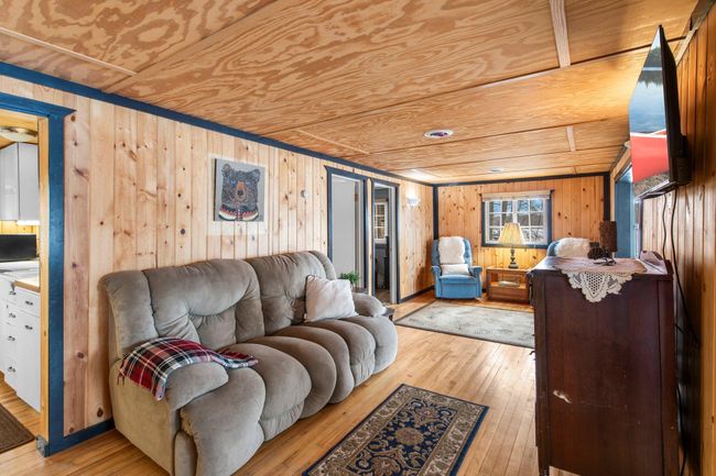 13-web-or-mls-201B 27 1-4-26 7-8 Ave-23.jpg | Image 17