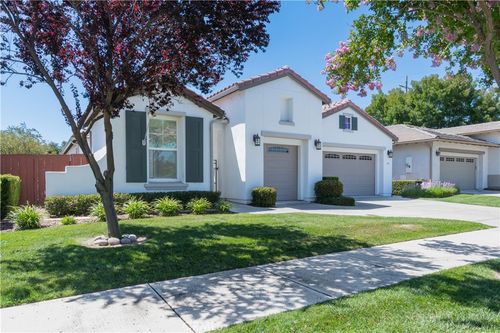686 Ingalls Ct, Paso Robles, CA, 93446-7141 | Card Image