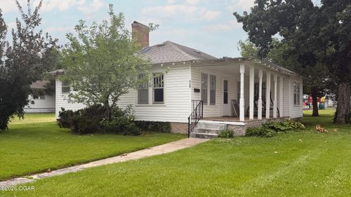 3102 S Wall Ave, Joplin, MO, 64804-2675 | Card Image