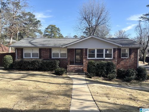 2621 Southview Circle, VESTAVIA HILLS, AL, 35216 | Card Image