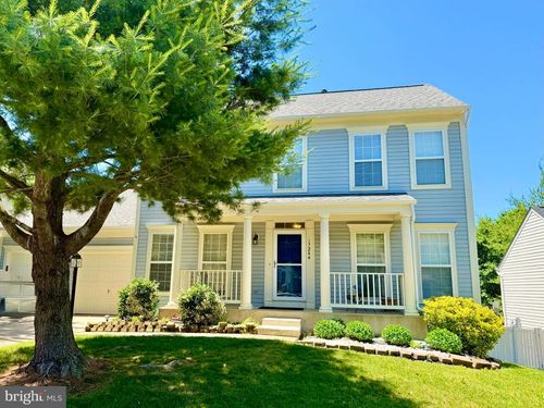 17244 American Elm Ct, DUMFRIES, VA, 22026-2744 | Card Image
