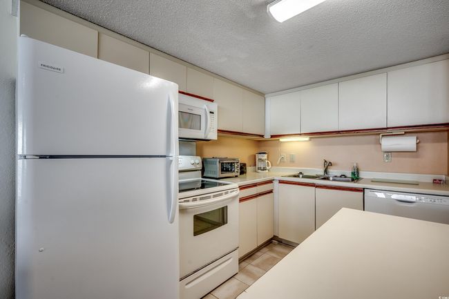 1409 - 1012 N Waccamaw Dr, Condo with 1 bedrooms, 2 bathrooms and null parking in Murrells Inlet SC | Image 7