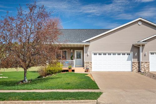 1319 Harvest Circle, Holmen, WI, 54636 | Card Image