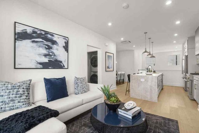 2301 - 201 New St, Condo with 2 bedrooms, 3 bathrooms and null parking in Decatur GA | Image 17