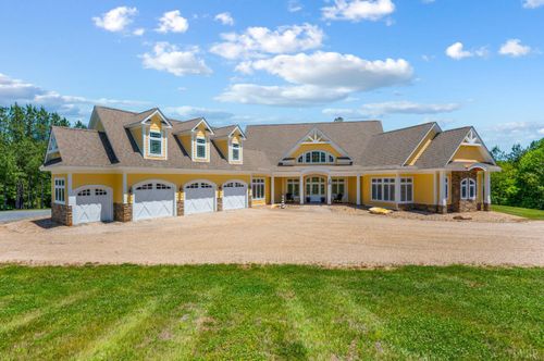 1038 Lees Mill Ln, Goode, VA, 24556-3059 | Card Image