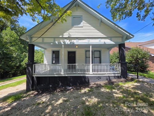 904 S Salisbury Ave, Spencer, NC, 28159-2015 | Card Image