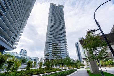 510 - 4720 Lougheed Highway, Condo with 1 bedrooms, 1 bathrooms and 1 parking in Burnaby BC | Image 1