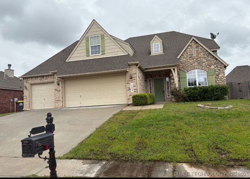 12009 Umber St, Jenks, OK, 74037-4398 | Card Image