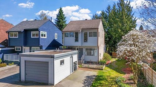3848 Garden Grove Drive Drive, Burnaby, BC, V5G4A7 | Card Image