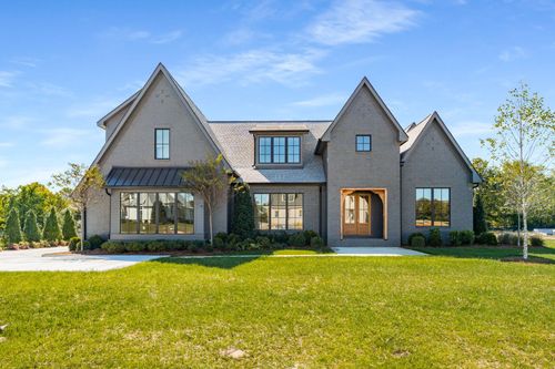 6033 Frazier Park Ln, Brentwood, TN, 37027-2153 | Card Image