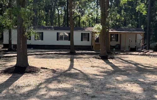 1217 Birch Dr, Summerton, SC, 29148-8911 | Card Image