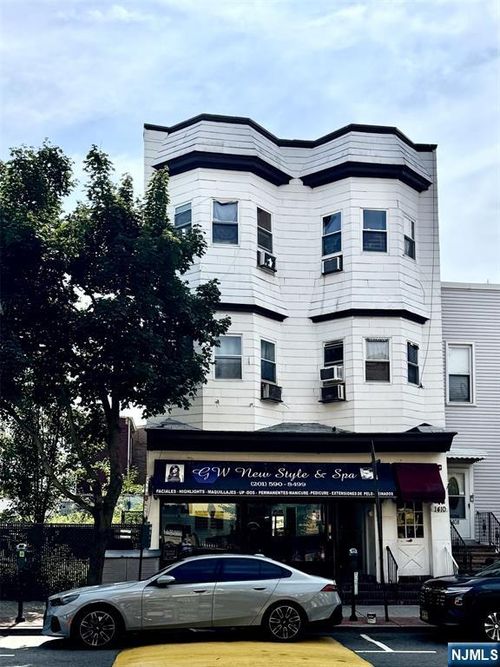 1410 Summit Avenue, Union City, NJ, 07087 | Card Image
