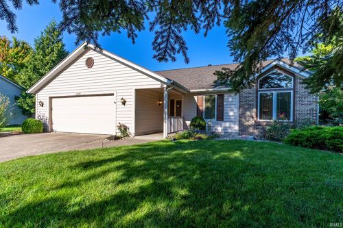 1529 Faulkner Ct, Fort Wayne, IN, 46815-8337 | Card Image