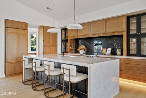 4928 E Paradise Ln, Scottsdale, AZ, 85254-1692 | Card Image